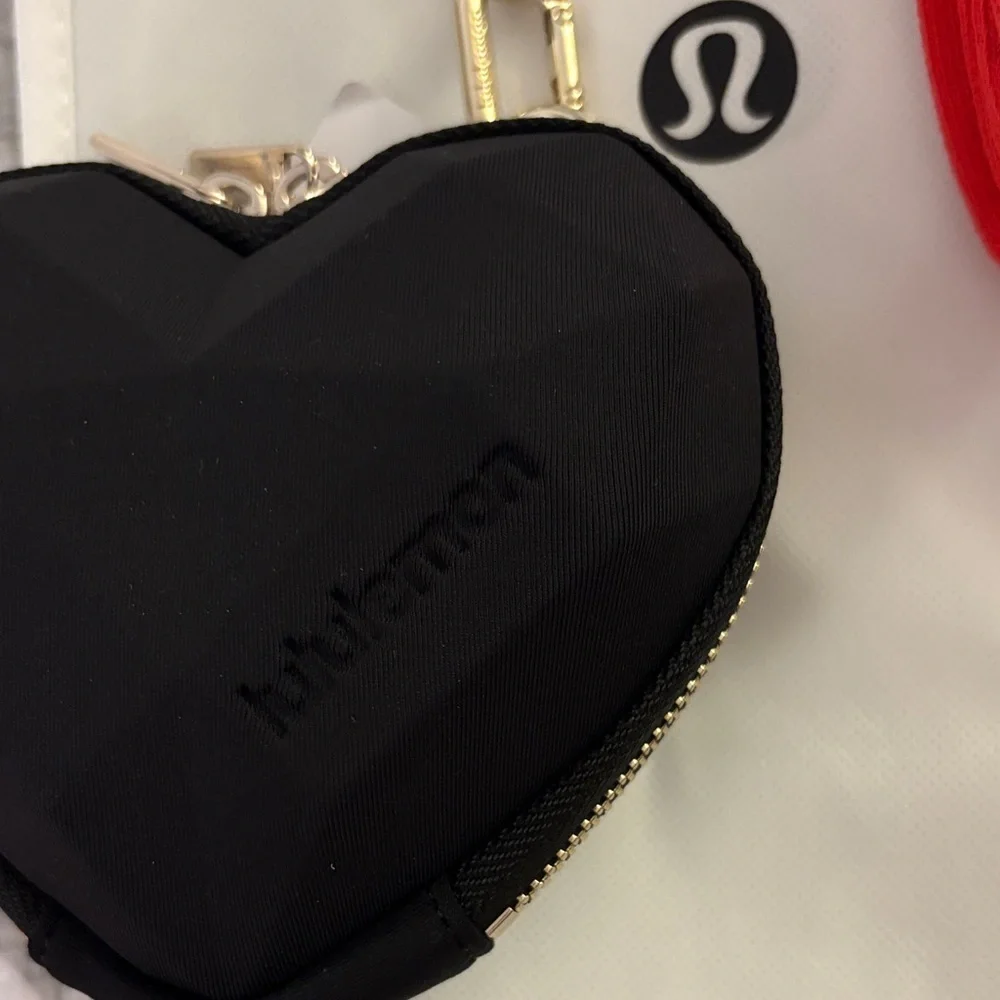 🖤Lululemon Heart Wristlet ~ Daily Essentials Socks & Lululemon White Shopper~NWT